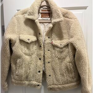 Levi's Sherpa Jacket - Size L